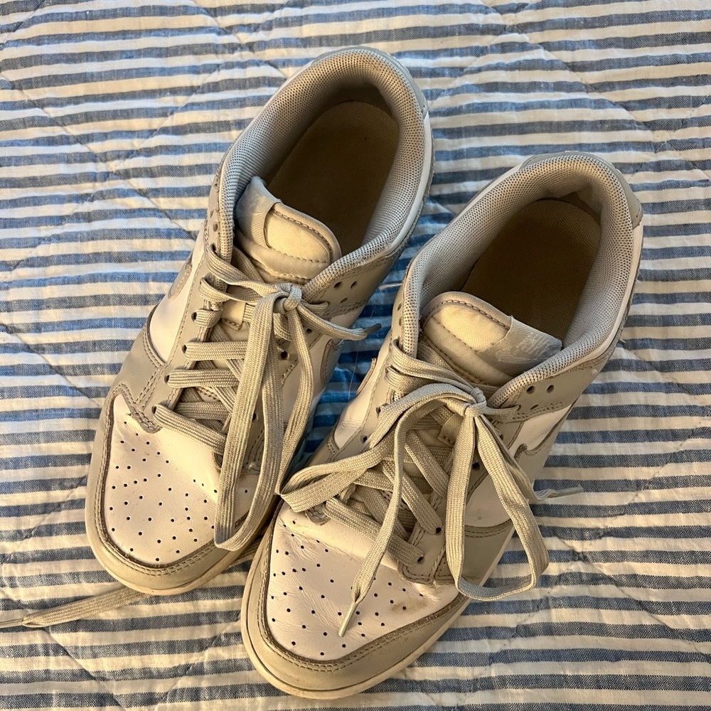 Nike dunks - image 2